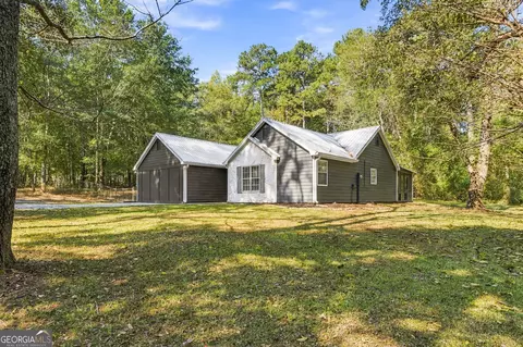 1231 Old Jackson Rd, Locust Grove, GA 30248