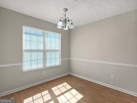 Dining - 120 Post Oak Dr, Jackson, GA 30233 photo 1 of 2
