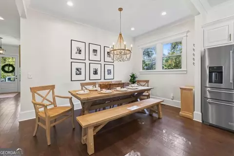 Dining - 802 Bacon St, Madison, GA 30650 photo 2 of 2