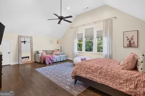 Bedroom - 802 Bacon St, Madison, GA 30650 photo 3 of 5
