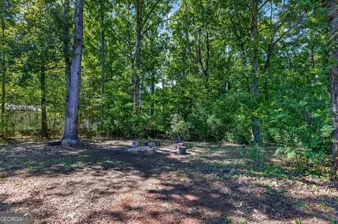 Exterior - 109 Oakdale Dr, Lagrange, GA 30240 photo 10 of 11