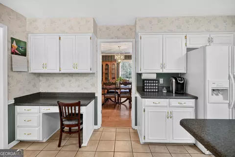 Kitchen - 109 Oakdale Dr, Lagrange, GA 30240 photo 5 of 5