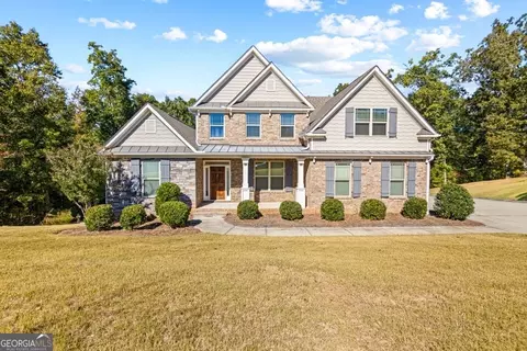 5473 Oconee Dr, Douglasville, GA 30135
