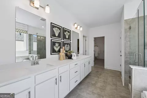 Bath - 1121 Summit Pass Ln, Dacula, GA 30019 photo 3 of 3