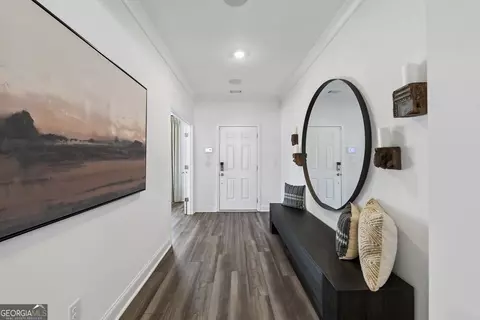 Entry Way - 1121 Summit Pass Ln, Dacula, GA 30019 photo 2 of 10