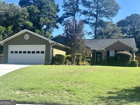 3340 Timber Walk Cir, Loganville, GA 30052