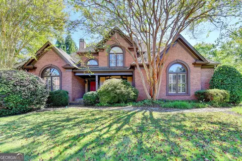 4081 Blue Iris Holw, Peachtree Corners, GA 30092