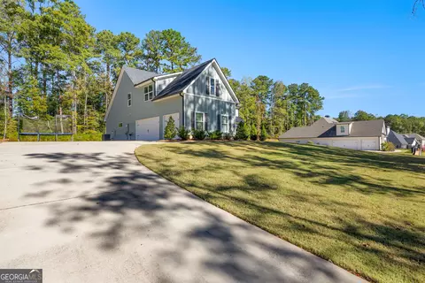 Exterior - 125 Windchime Way, Tyrone, GA 30290 photo 8 of 13