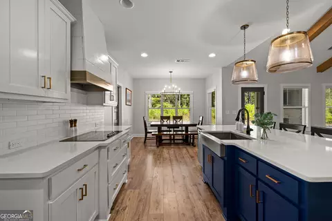 Kitchen - 125 Windchime Way, Tyrone, GA 30290 photo 4 of 6