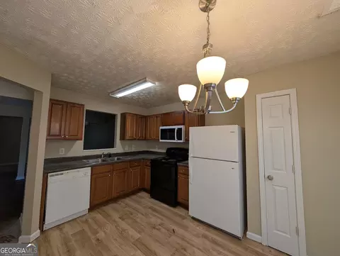 Kitchen - 2079 Grove Way, Hampton, GA 30228 photo 1 of 1