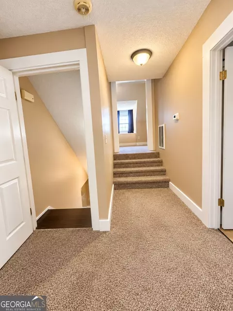 Entry Way - 142 E Broad St, Uvalda, GA 30473 photo 6 of 6