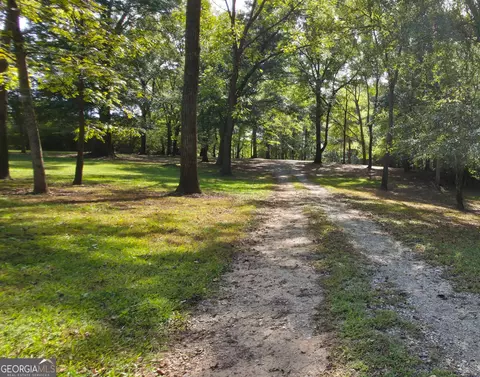 Exterior - 15 Creekside Dr, Pendergrass, GA 30567 photo 2 of 6