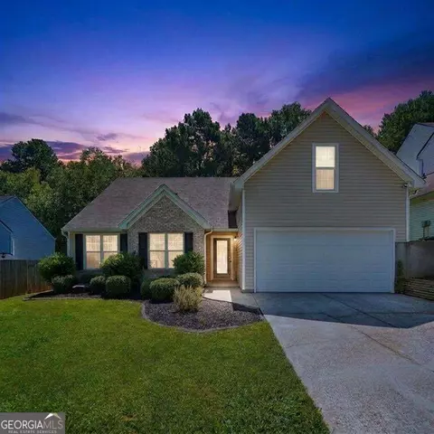 1077 Woodsong Pass Ct, Lawrenceville, GA 30043