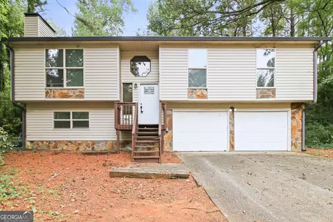6048 Matthew Ln, Douglasville, GA 30135