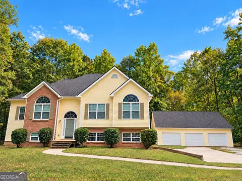 2586 Luther Bailey Rd, Senoia, GA 30276