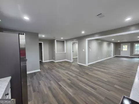 Living - 49 Argo, Toccoa, GA 30577 photo 2 of 5