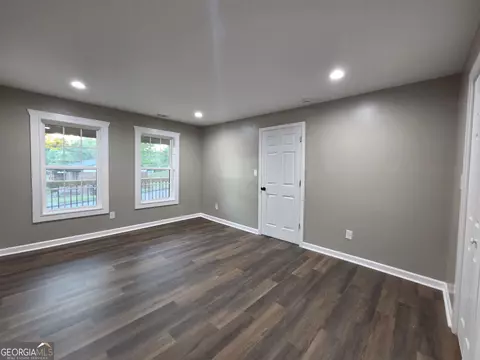 Living - 49 Argo, Toccoa, GA 30577 photo 4 of 5