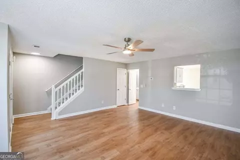 Living - 1517 April Ln, Morrow, GA 30260 photo 3 of 4