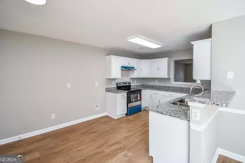 Kitchen - 1517 April Ln, Morrow, GA 30260 photo 1 of 3