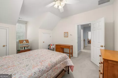 Bedroom - 284 Laurel Place Dr, Cornelia, GA 30531 photo 7 of 7