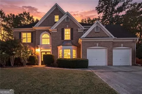 3030 Darien Park Dr, Roswell, GA 30076