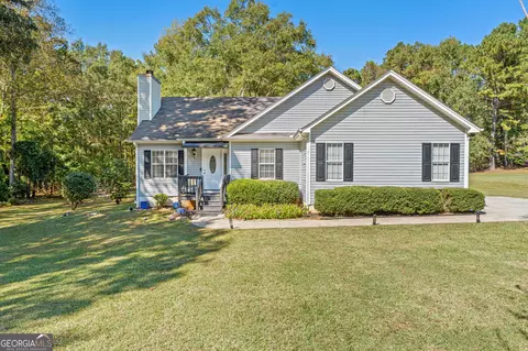 95 Otara Woods Dr, Newnan, GA 30263