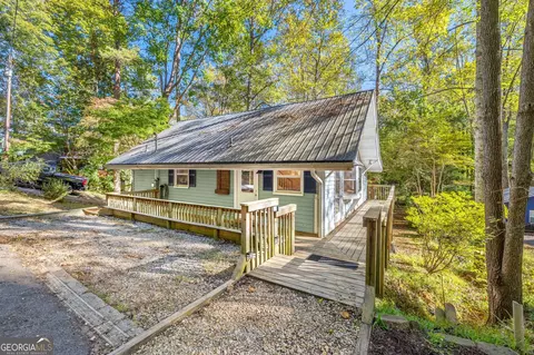 332 Magnolia Dr, Sautee Nacoochee, GA 30571