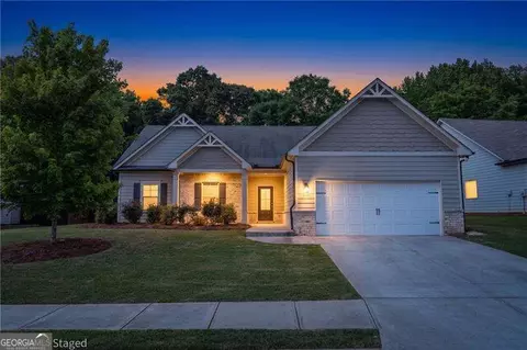 500 Brighton Park Cir, Hoschton, GA 30548