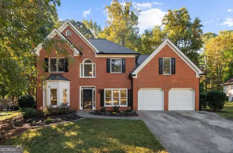 2060 Davis Dr, Cumming, GA 30041