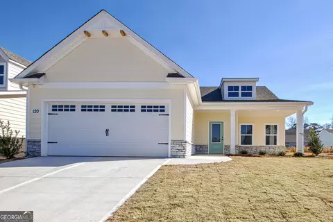 60 Redhaven Dr, Senoia, GA 30276