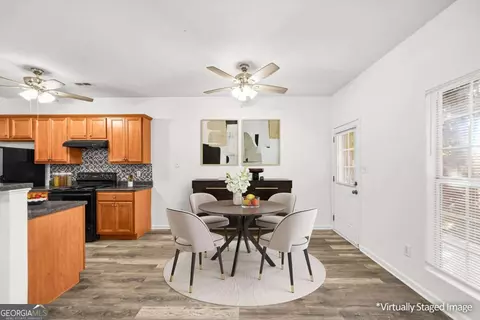 Dining - 11487 S Glen St, Hampton, GA 30228 photo 1 of 1