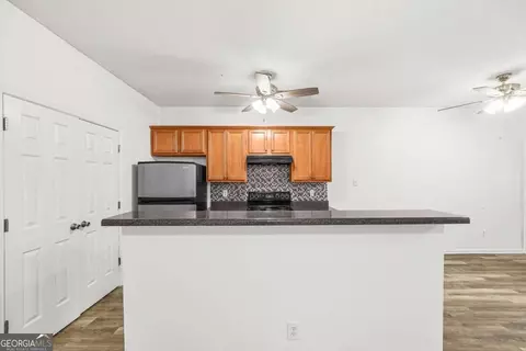 Kitchen - 11487 S Glen St, Hampton, GA 30228 photo 1 of 3