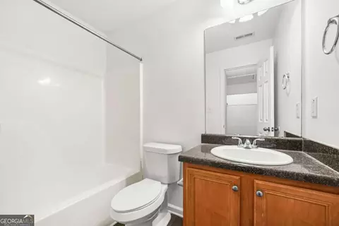 Bath - 11487 S Glen St, Hampton, GA 30228 photo 5 of 5