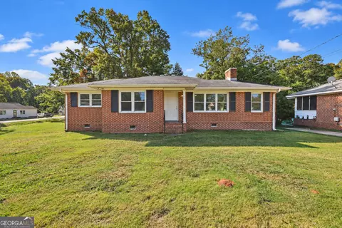 Exterior - 317 E Broad St, Winder, GA 30680 photo 1 of 6