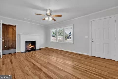 Living - 317 E Broad St, Winder, GA 30680 photo 1 of 7