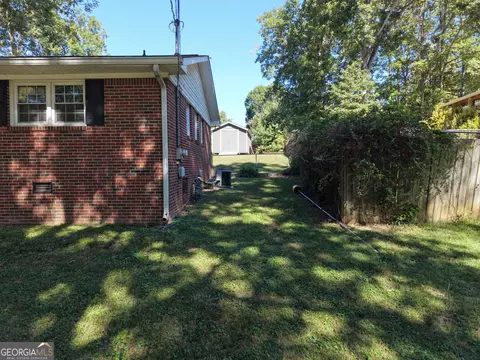 Exterior - 31 Camelia Rd, Rome, GA 30161 photo 2 of 11