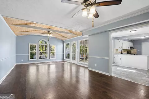 Living - 224 Ryan Rd, Winder, GA 30680 photo 5 of 10