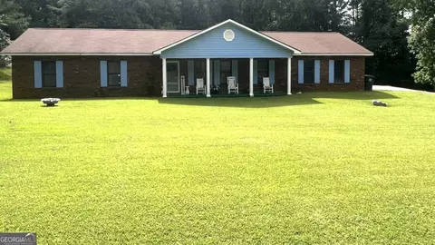 214 Collier St, Hogansville, GA 30230