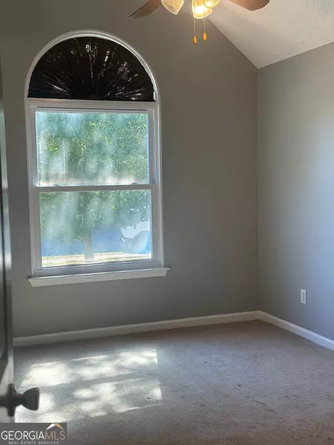 Bedroom - 1026 Misty Meadows Pt, Hampton, GA 30228 photo 3 of 4