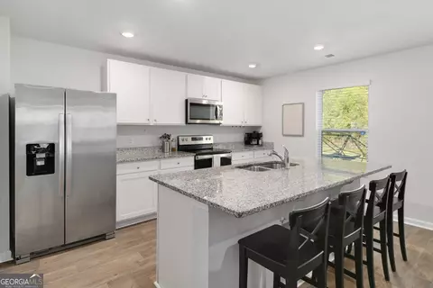 Kitchen - 118 Aruba Rd, Guyton, GA 31312 photo 1 of 3