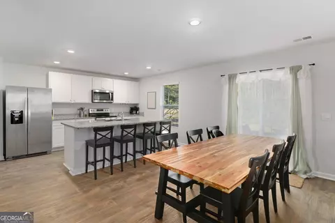 Dining - 118 Aruba Rd, Guyton, GA 31312 photo 1 of 1