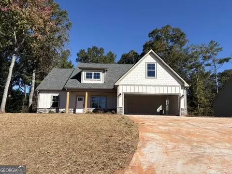 442 Hunts Ridge Dr, Cleveland, GA 30528
