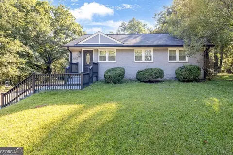 2105 S Stone Mountain Lithonia Rd, Lithonia, GA 30058