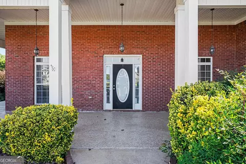 Exterior - 70 Austin Dr, Williamson, GA 30292 photo 6 of 14