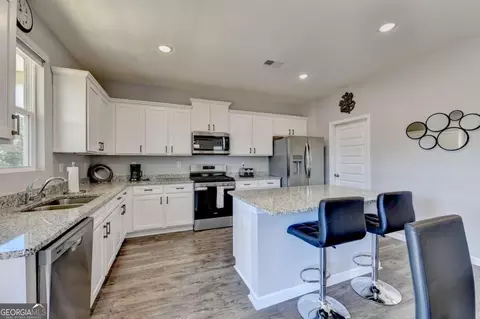 Kitchen - 378 Ralph Still Rd, Dacula, GA 30019 photo 6 of 6