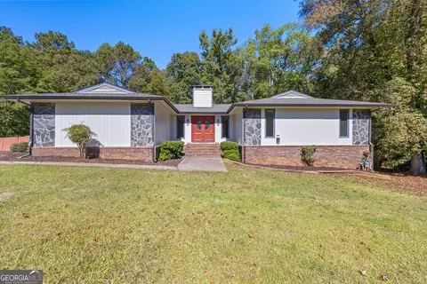 210 Gantt Ln, Fayetteville, GA 30215