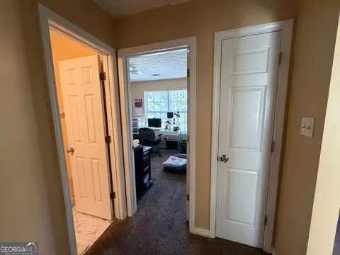 Entry Way - 35 Pembroke Pl, Covington, GA 30016 photo 5 of 9