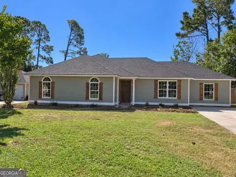 927 Pine Cone Cir, Valdosta, GA 31602