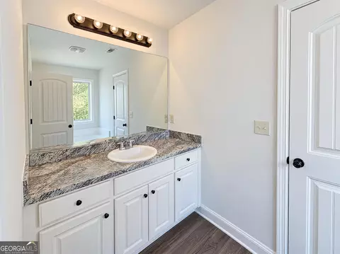 Bath - 209 Brookside Dr, Lula, GA 30554 photo 1 of 4