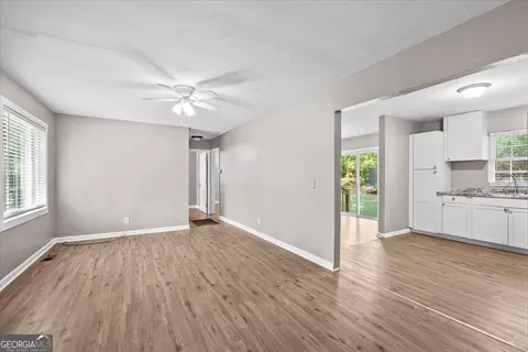 Living - 30 Pinecrest Dr NW, Rome, GA 30165 photo 1 of 3